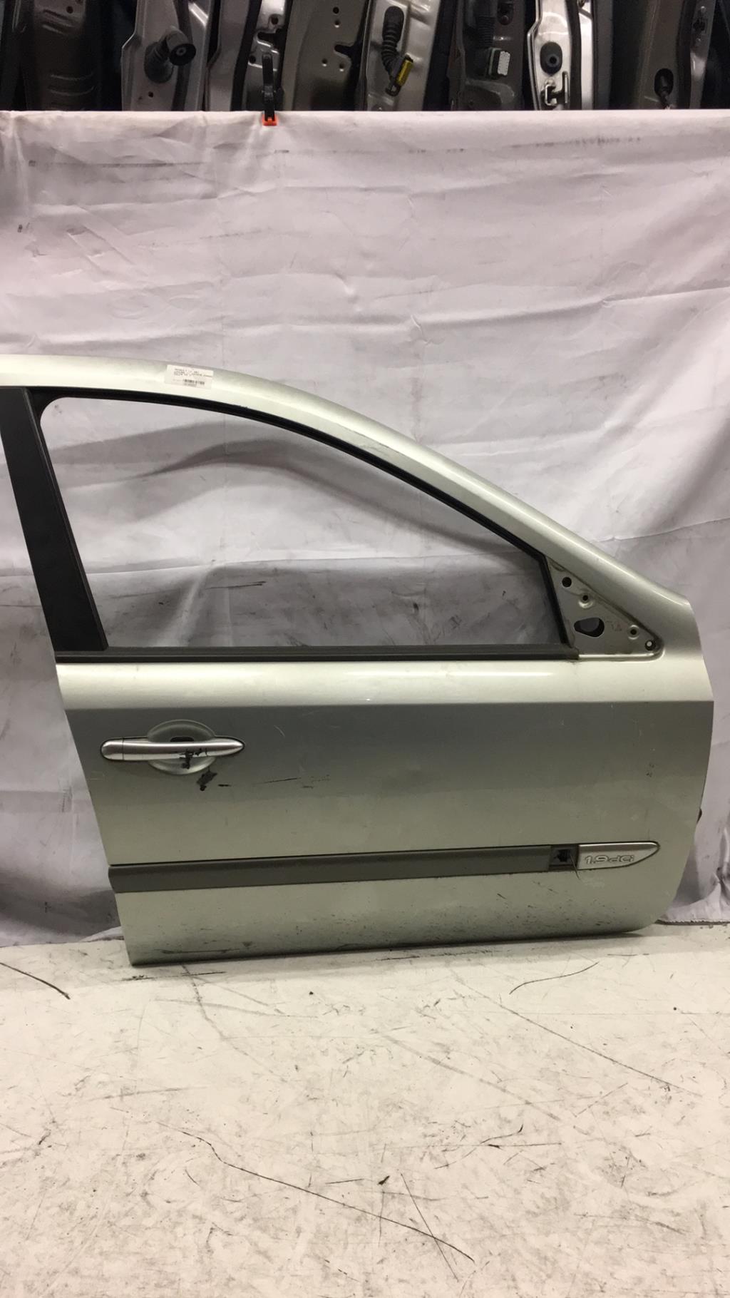 Porte avant droit RENAULT LAGUNA 2 PHASE 1 BREAK Diesel - 1