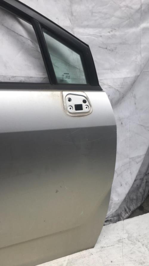 Porte avant droit - TOYOTA...