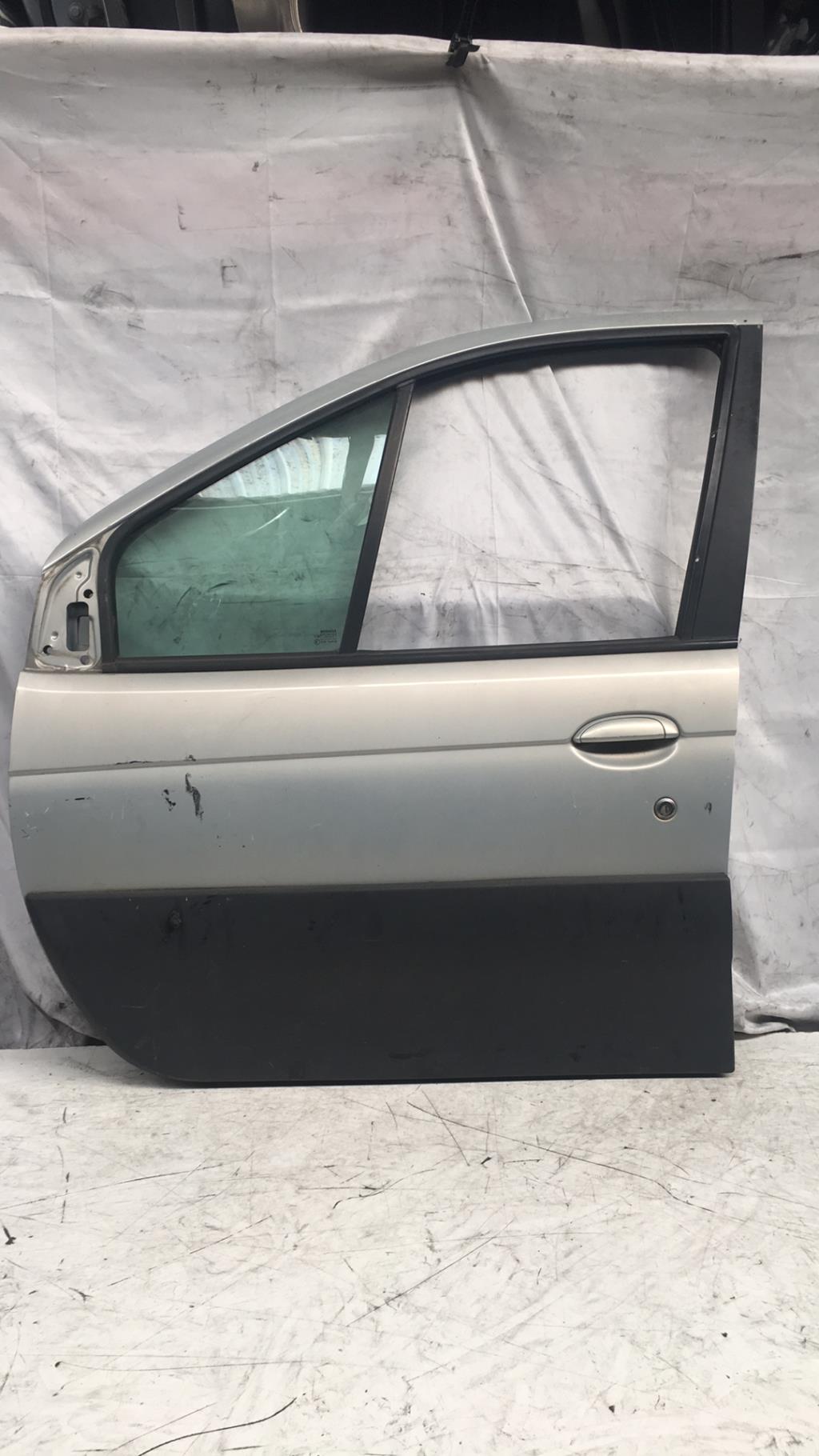Porte avant gauche RENAULT SCENIC 1 PHASE 2 Essence - 1