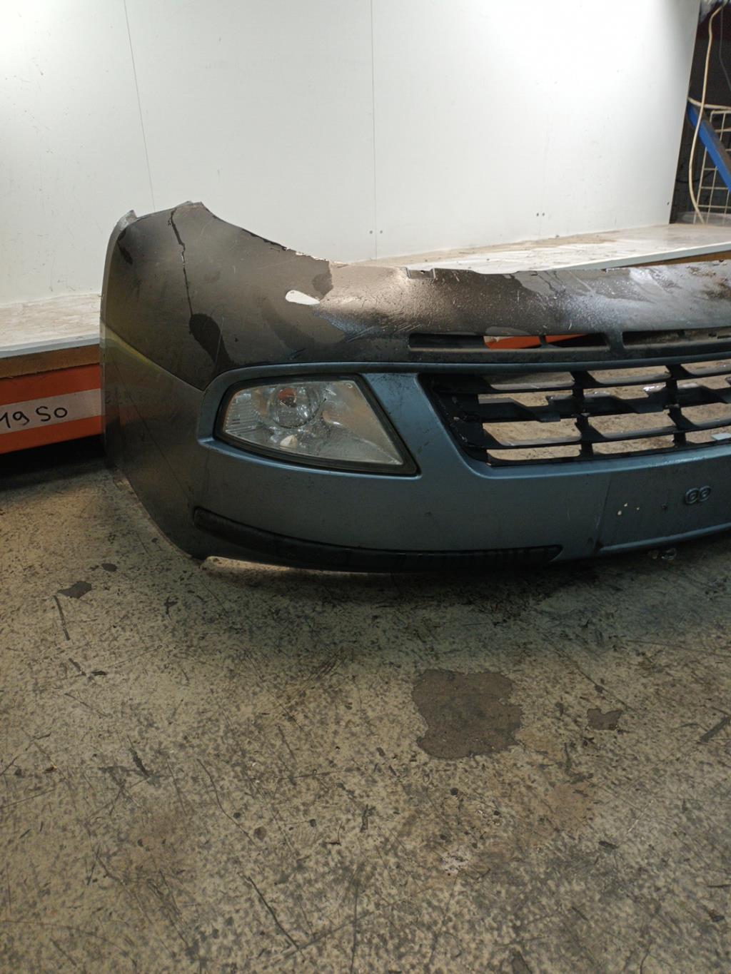 Pare choc avant FORD MONDEO 2 Diesel - 1