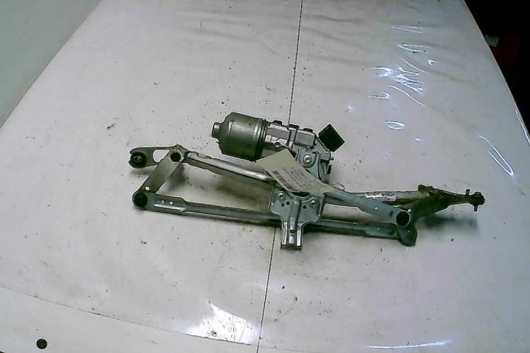 Moteur essuie glace avant -...