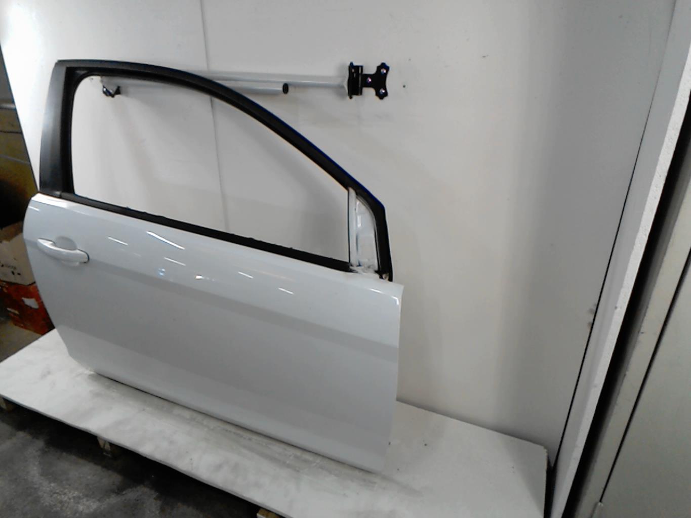 Porte avant droit FORD FOCUS 2 PHASE 2 Diesel - 1