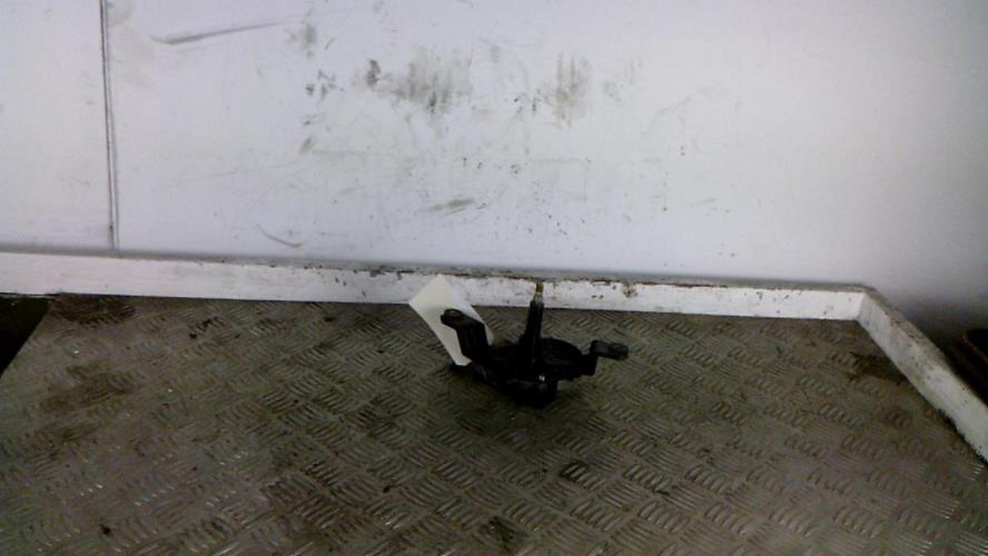 Moteur essuie glace arriere...