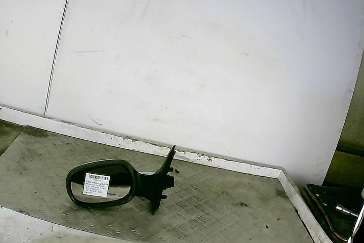 Retroviseur gauche RENAULT CLIO 2 PHASE 1 Essence - 1