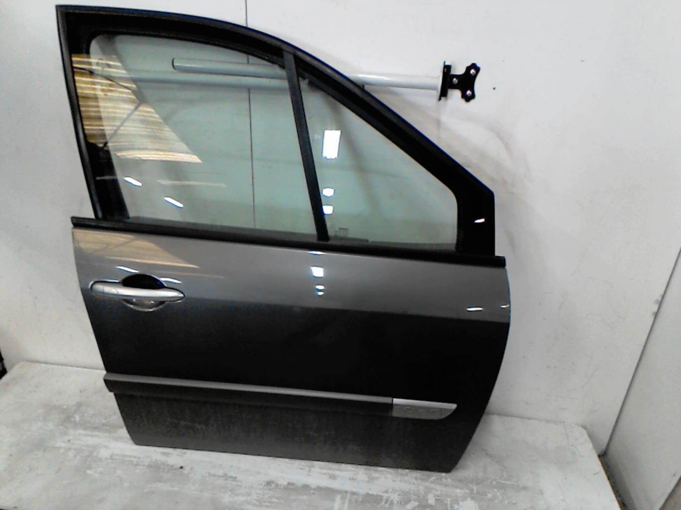 Porte avant droit RENAULT SCENIC 2 PHASE 1 Diesel - 1