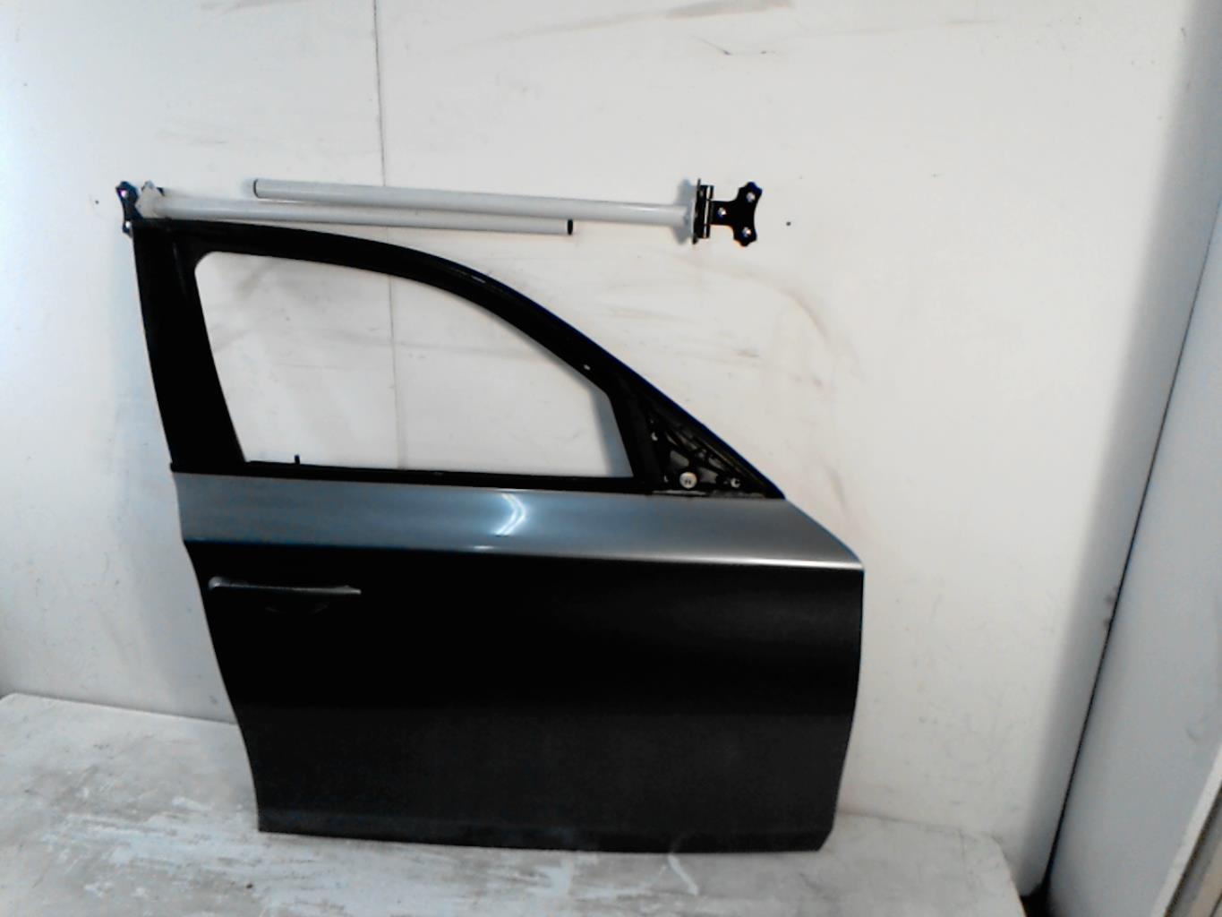 Porte avant droit BMW SERIE 1 E87  - 1