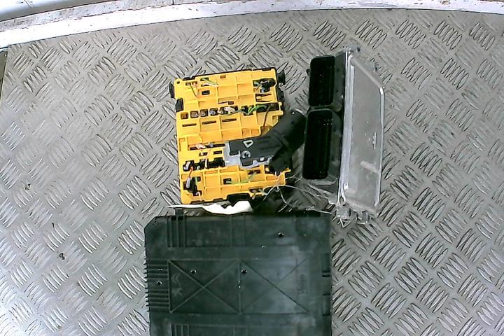 Kit de demarrage PEUGEOT 208 2 Essence - 1