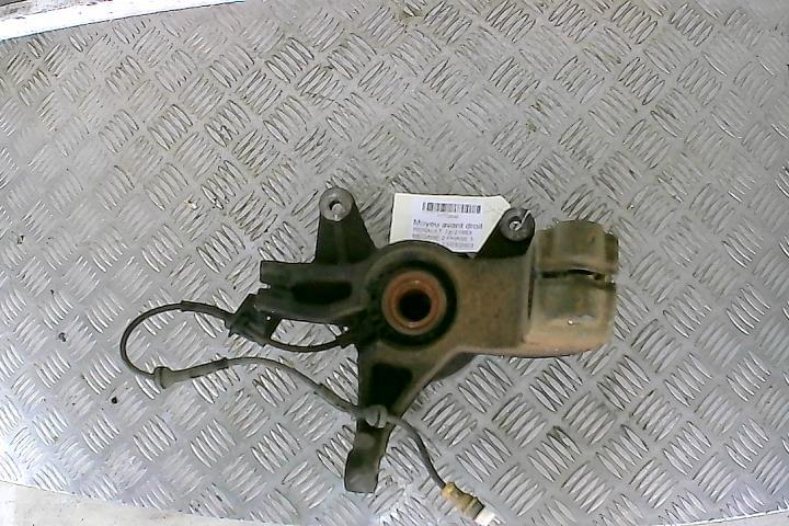Moyeu avant droit RENAULT MEGANE 2 PHASE 1 Essence - 1