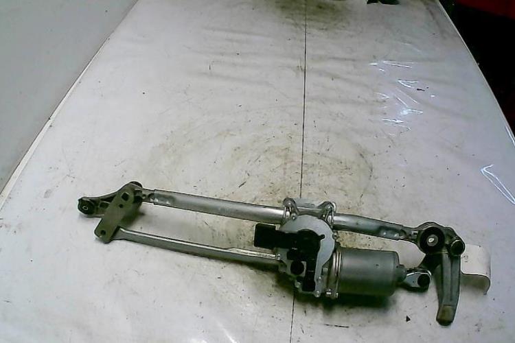 Moteur essuie glace avant -...