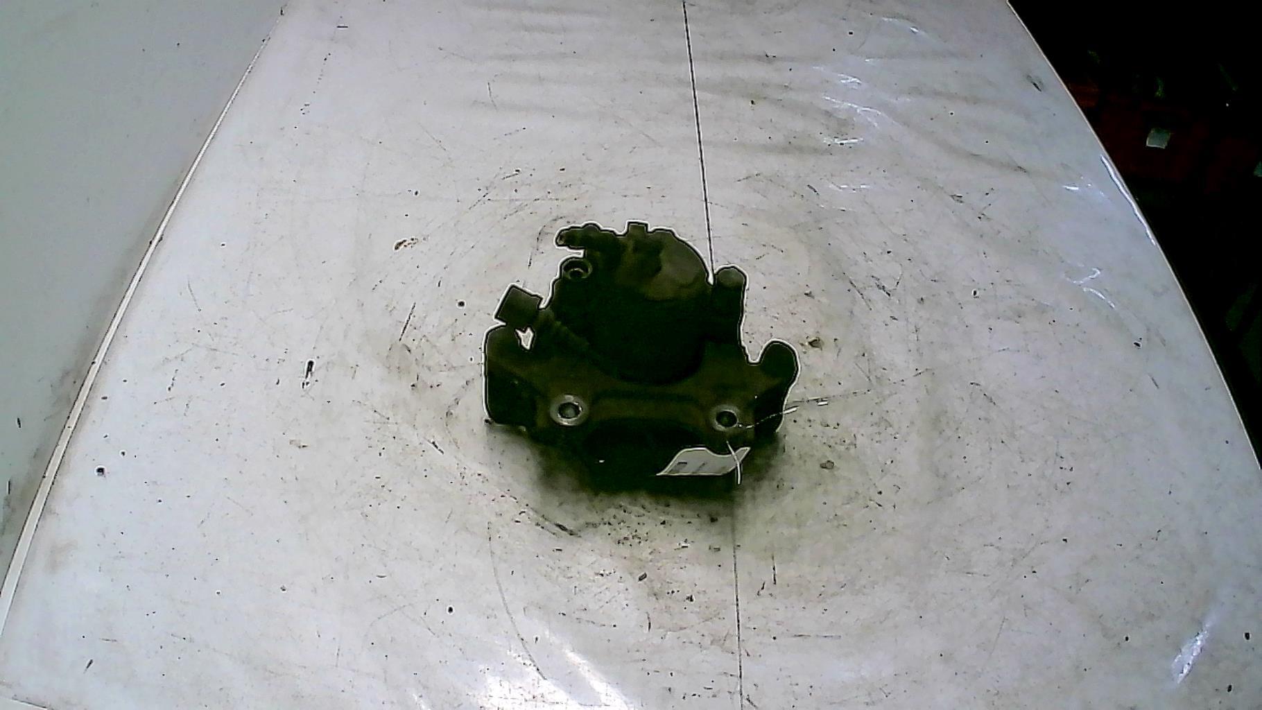 Etrier avant gauche (freinage) VOLKSWAGEN GOLF 4 Essence - 1