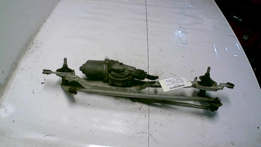 Moteur essuie glace avant -...