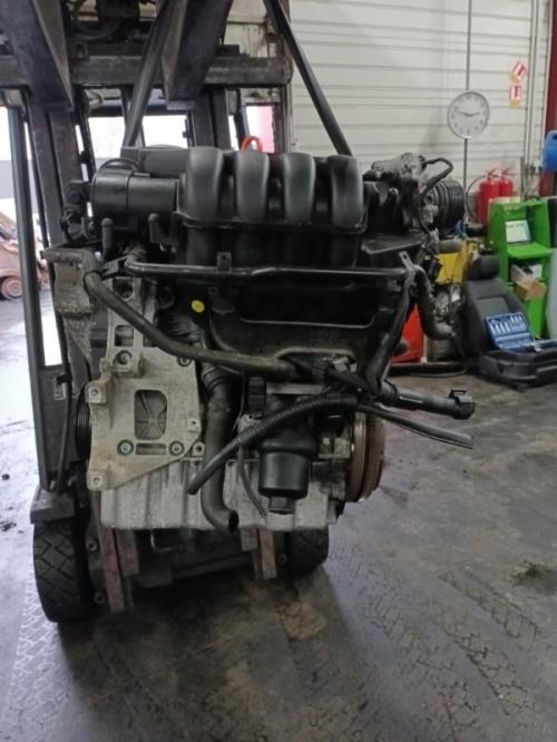 Moteur - VOLKSWAGEN GOLF 5