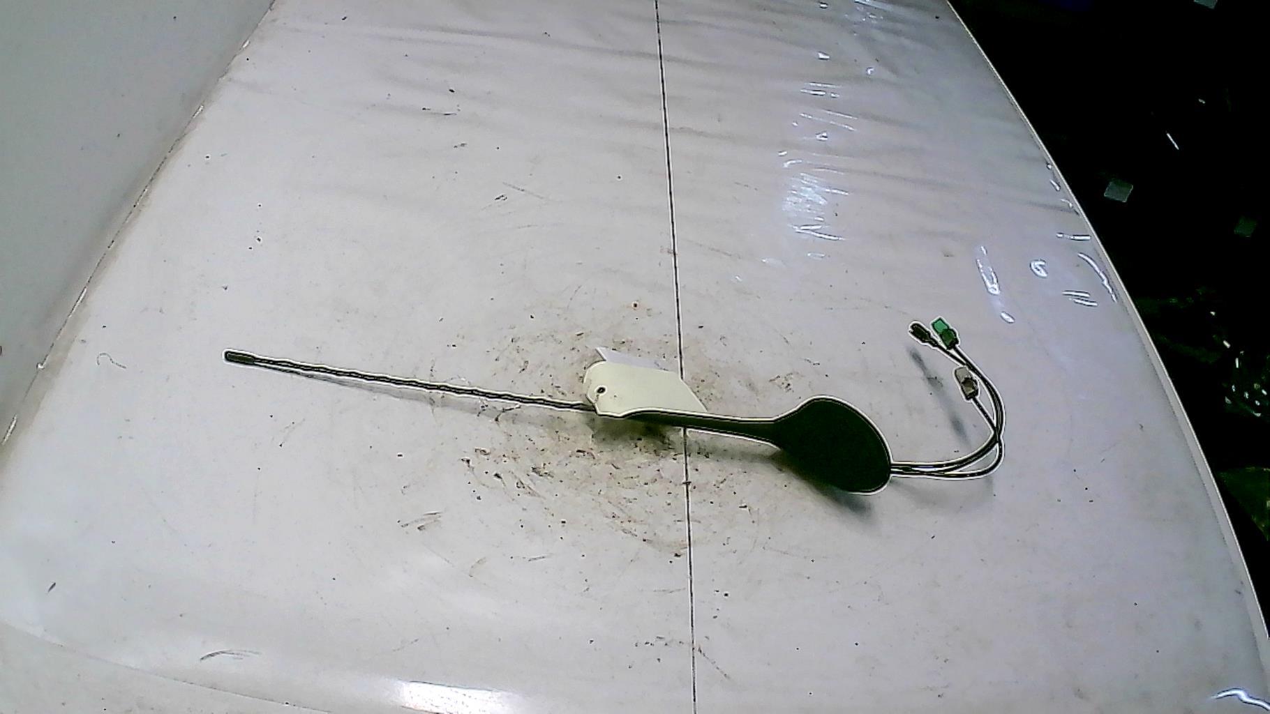 Antenne PEUGEOT 5008 1 PHASE 1 Diesel - 1