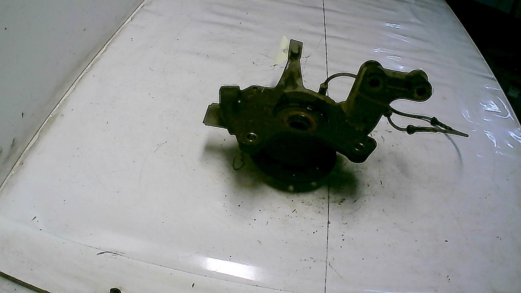 Moyeu avant gauche RENAULT MEGANE 3 PHASE 2 BREAK Diesel - 1