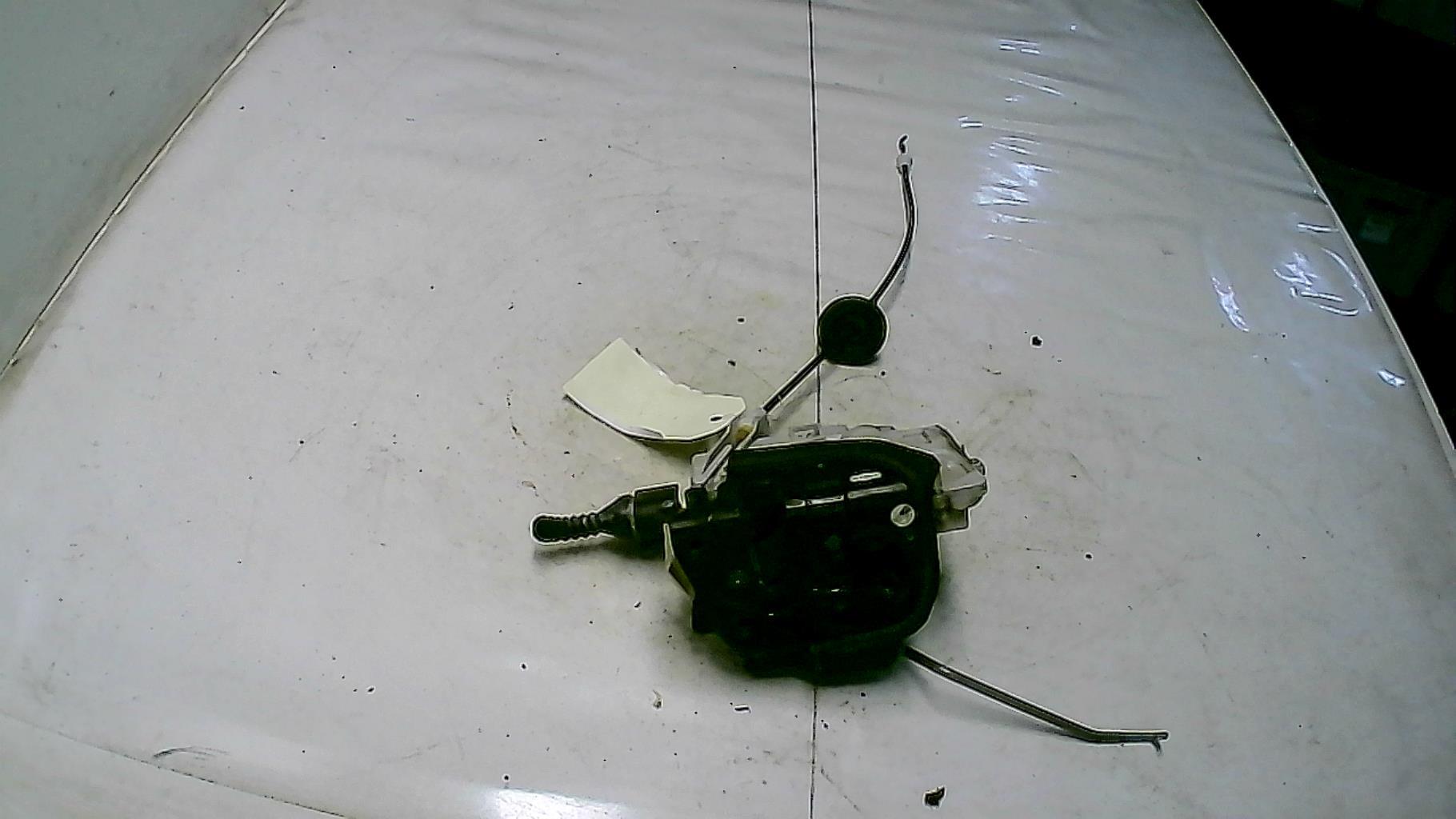Serrure avant droit AUDI A4 2 PHASE 2 Diesel - 1