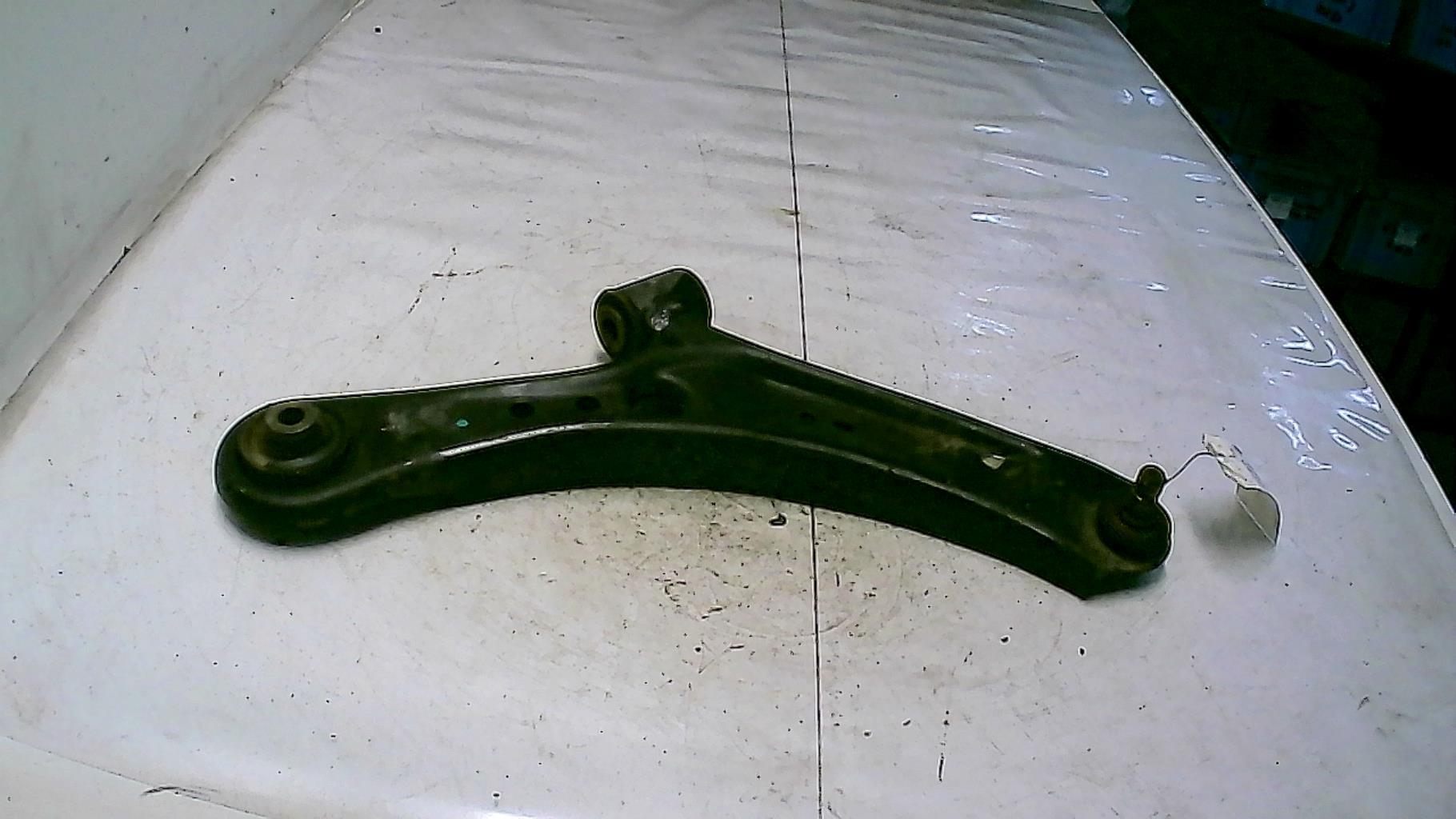 Triangle avant droit SUZUKI SX4 1 Diesel - 1