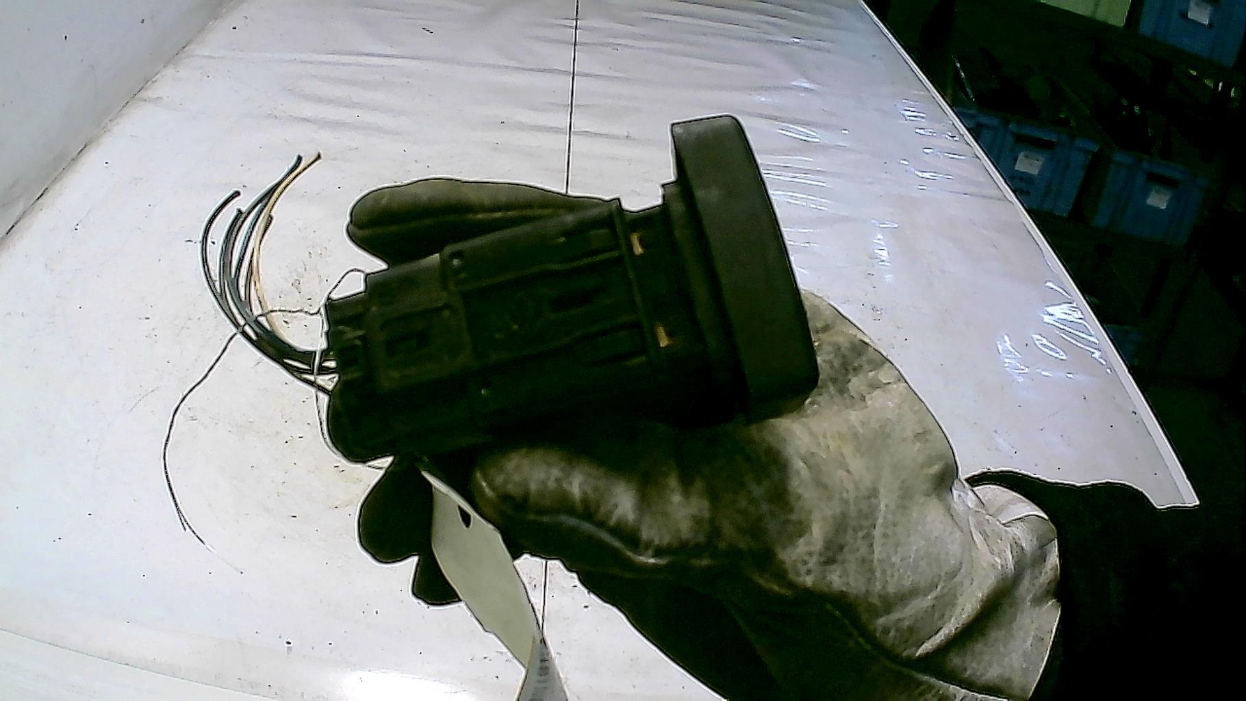 Bouton de warning DACIA LOGAN 1 PHASE 1 Diesel - 1