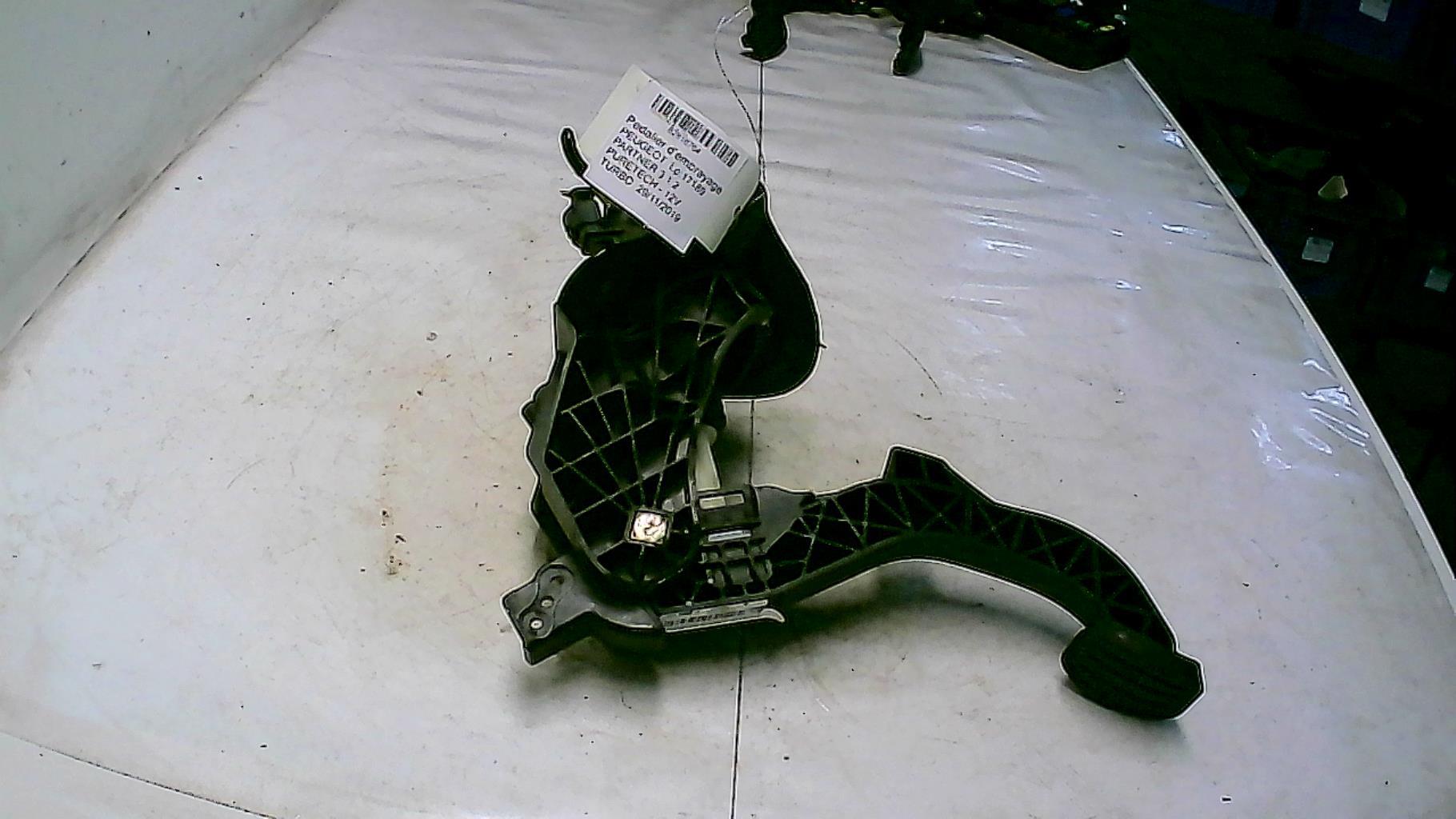 Pedale d'embrayage PEUGEOT PARTNER 3 PHASE 1 Essence - 1