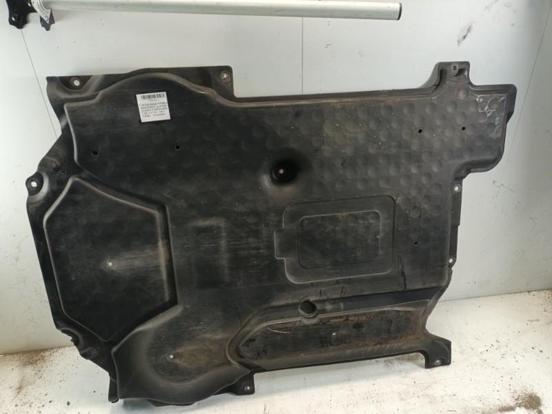 Cache sous moteur MERCEDES CLASSE C 204 PHASE 1 Diesel - 1
