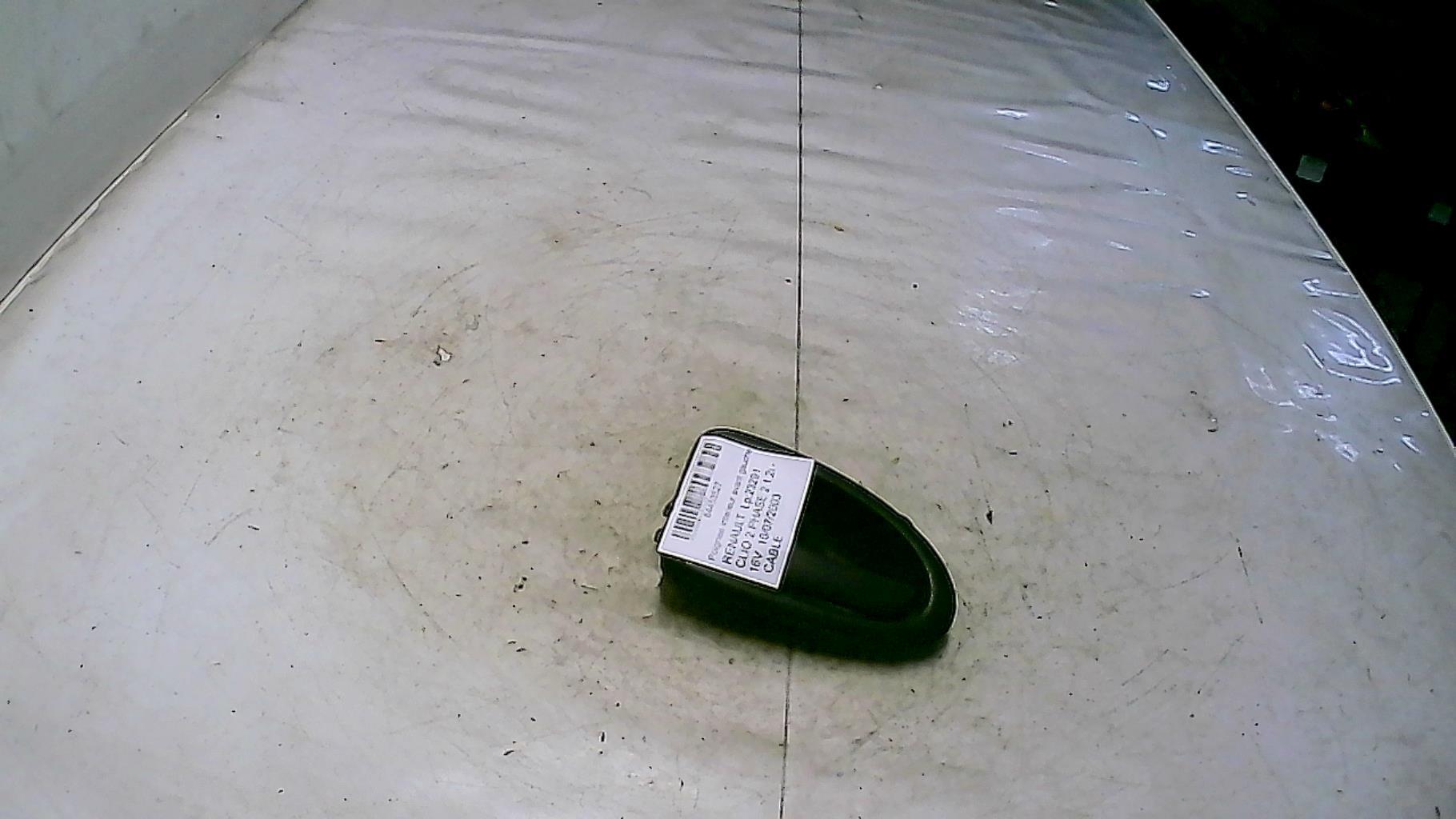 Poignee interieur avant gauche RENAULT CLIO 2 PHASE 2 Essence - 1