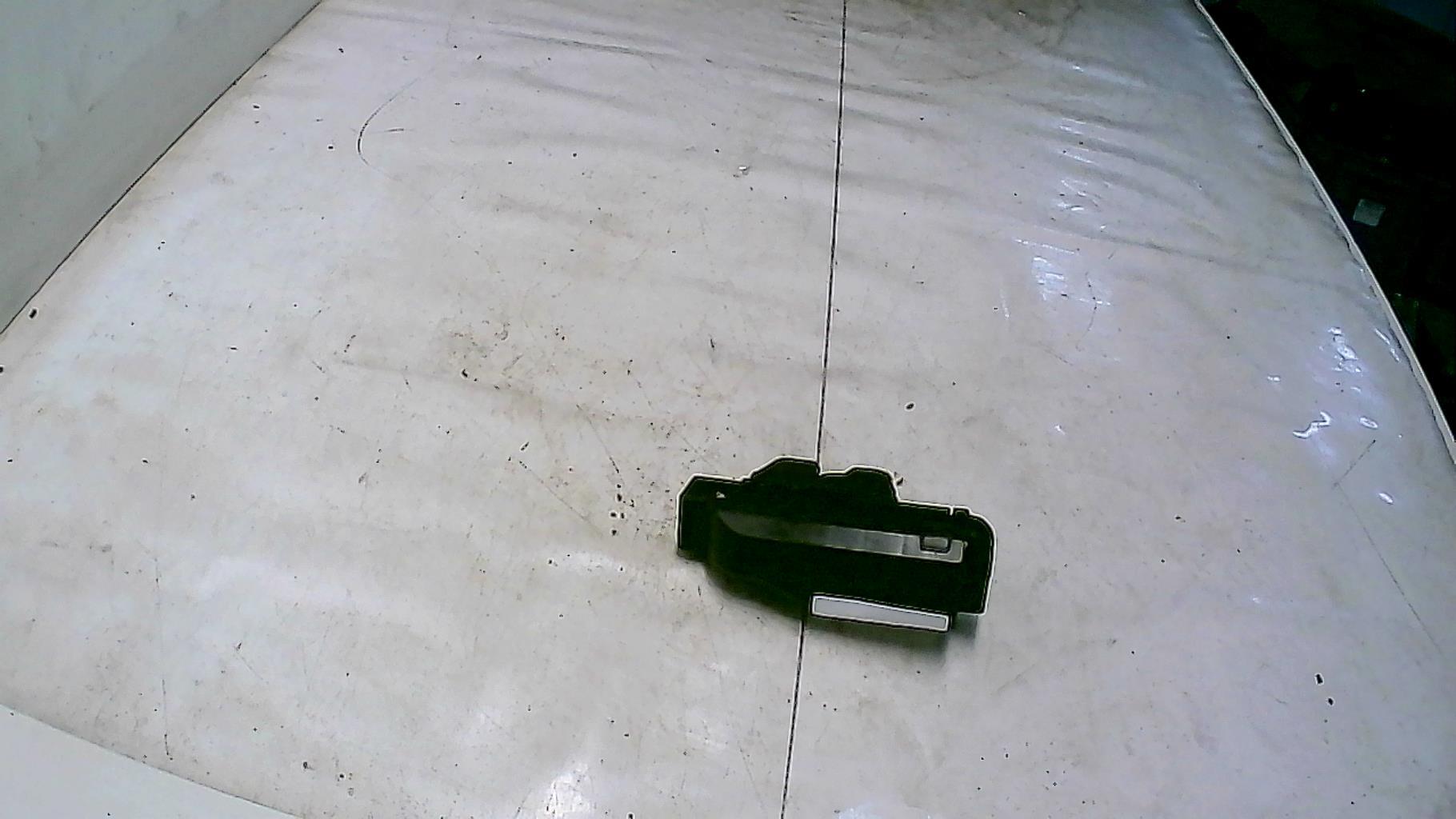 Serrure de coffre PEUGEOT 1007 Diesel - 1