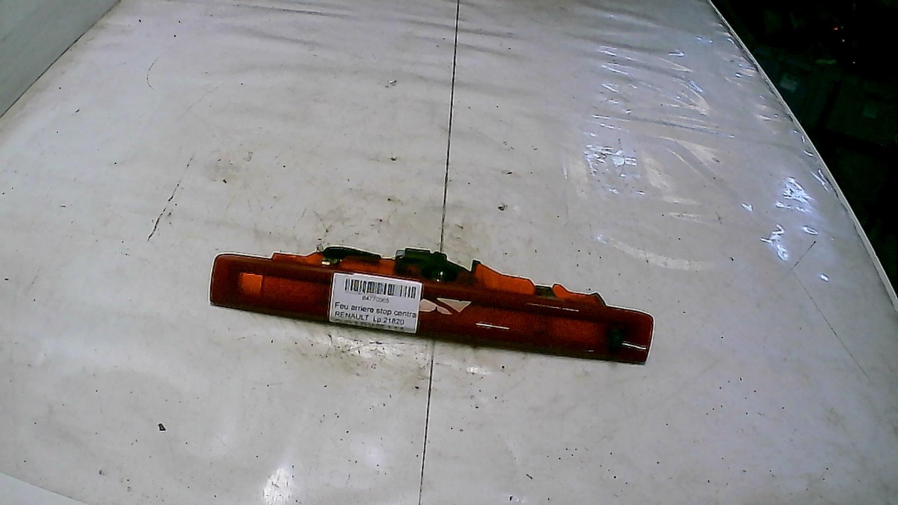 Feu arriere stop central RENAULT CLIO 3 PHASE 1 Diesel - 1