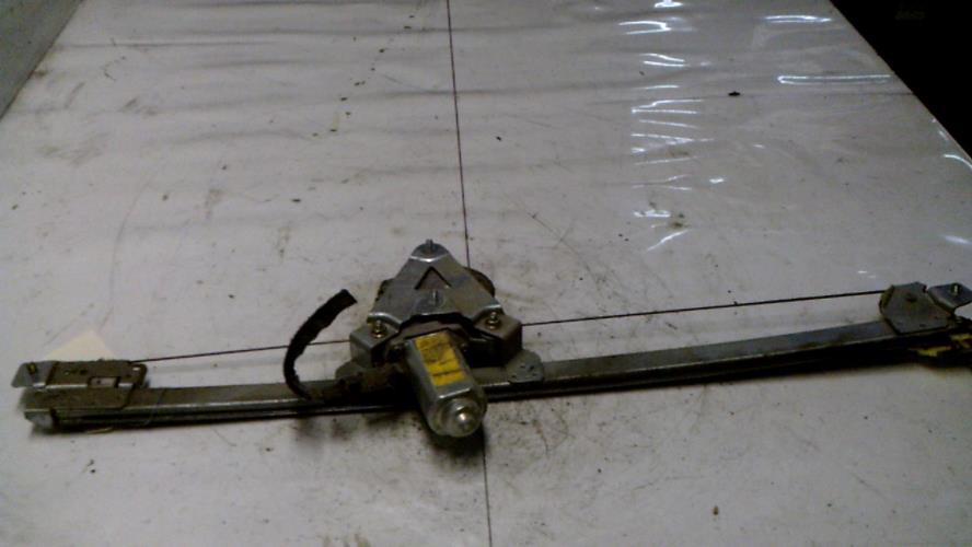 Leve vitre electrique avant...