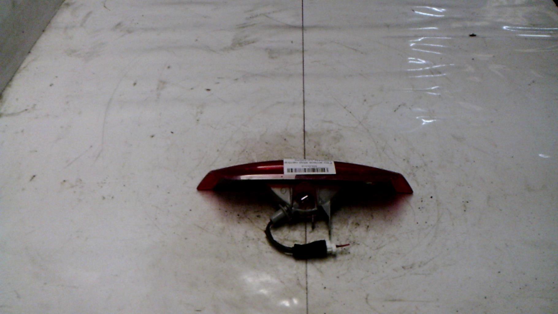 Feu arriere stop central NISSAN MICRA 4 PHASE 2 Essence - 1