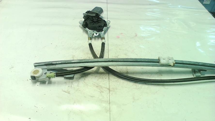 Leve vitre electrique avant...