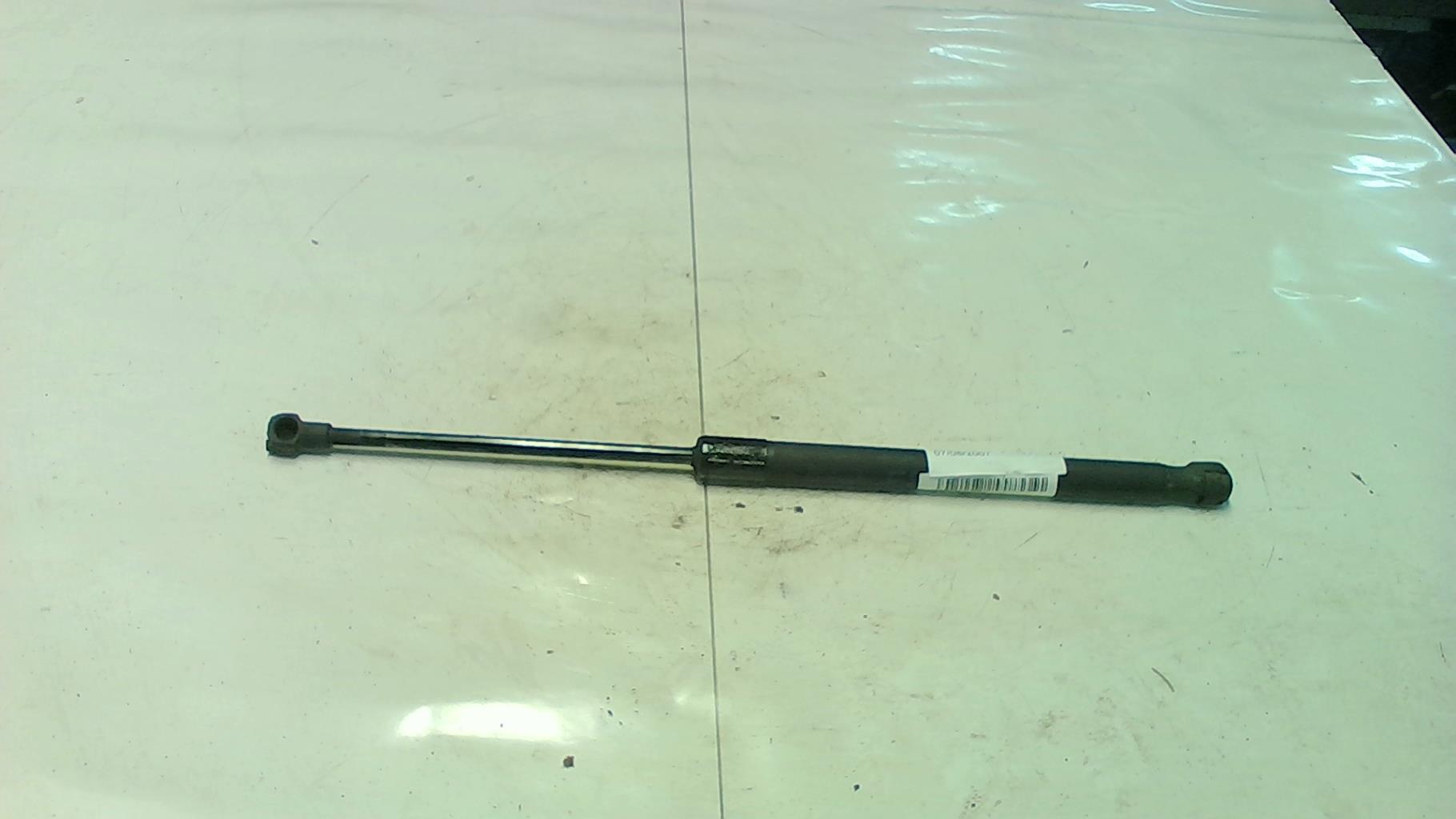 Verin de coffre BMW SERIE 1 E81 Diesel - 1