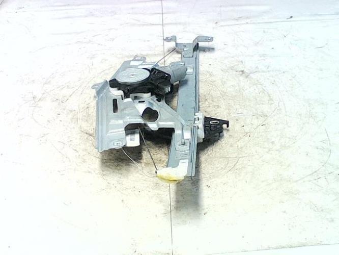 Leve vitre electrique avant...