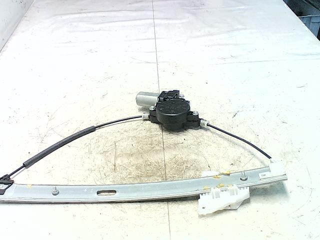 Leve vitre electrique avant gauche MAZDA 3 2 PHASE 1 Diesel - 1