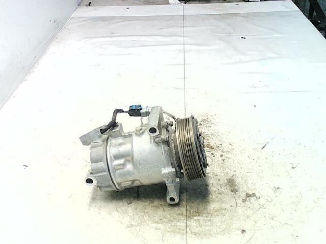 Compresseur clim - RENAULT...