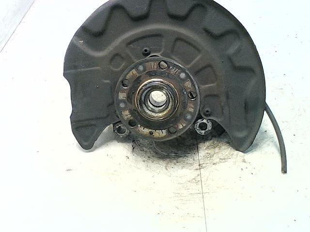 Moyeu avant droit VOLKSWAGEN GOLF 7 PHASE 1 Essence - 1