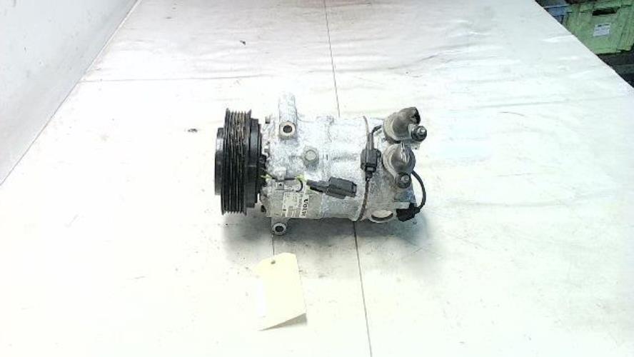 Compresseur clim - VOLVO S...