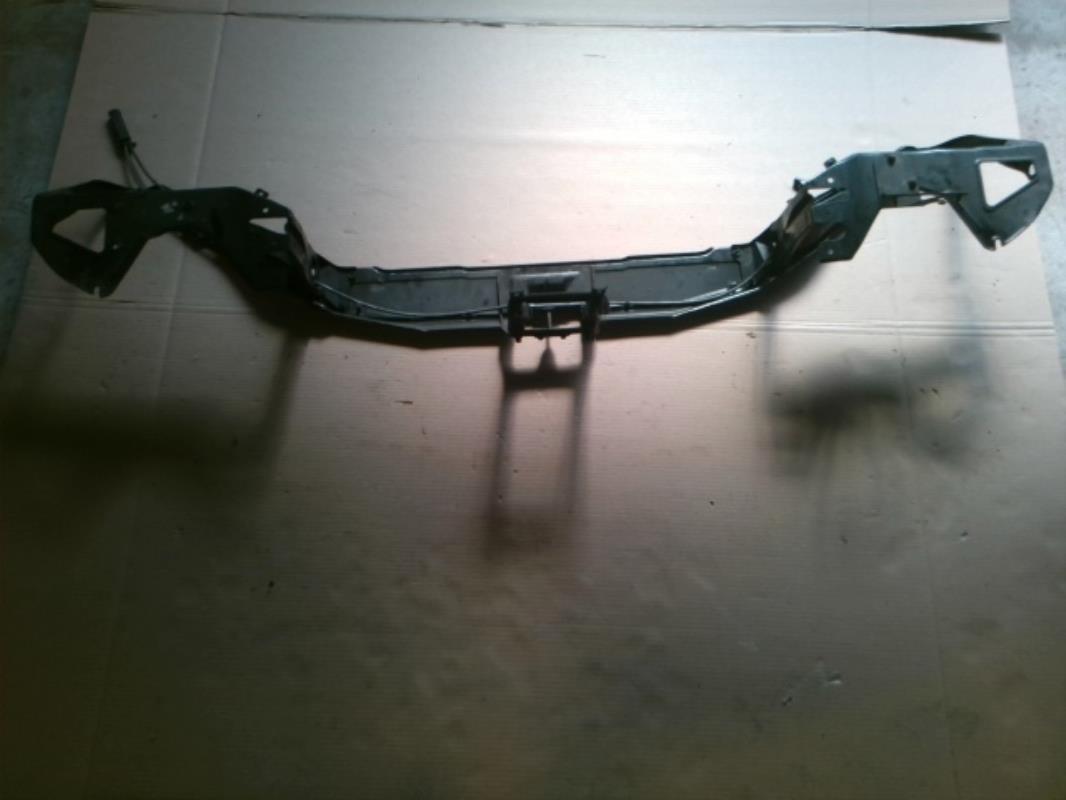 Image Armature avant, Masque avant - MERCEDES CLASSE S 220