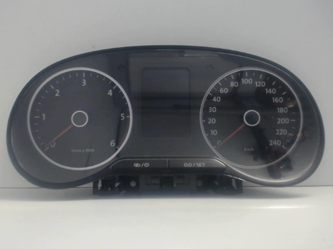 Compteur VOLKSWAGEN POLO 5 PHASE 1 Diesel - 1