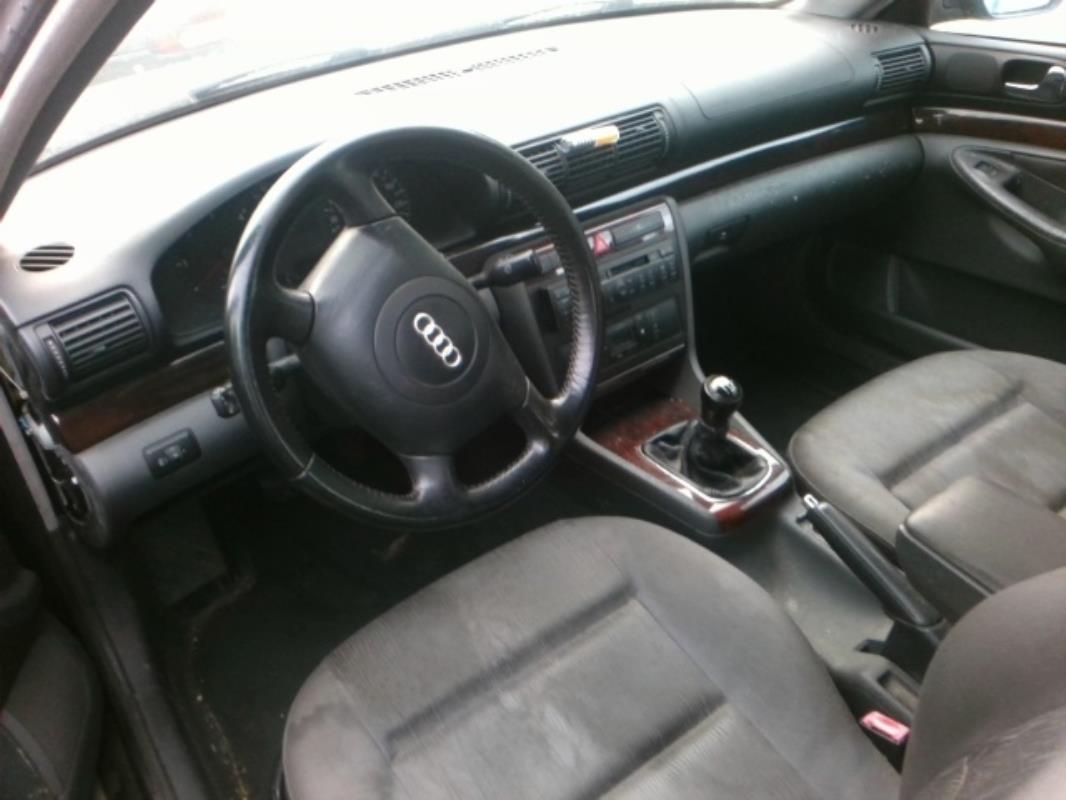 Image Calandre - AUDI A4 1