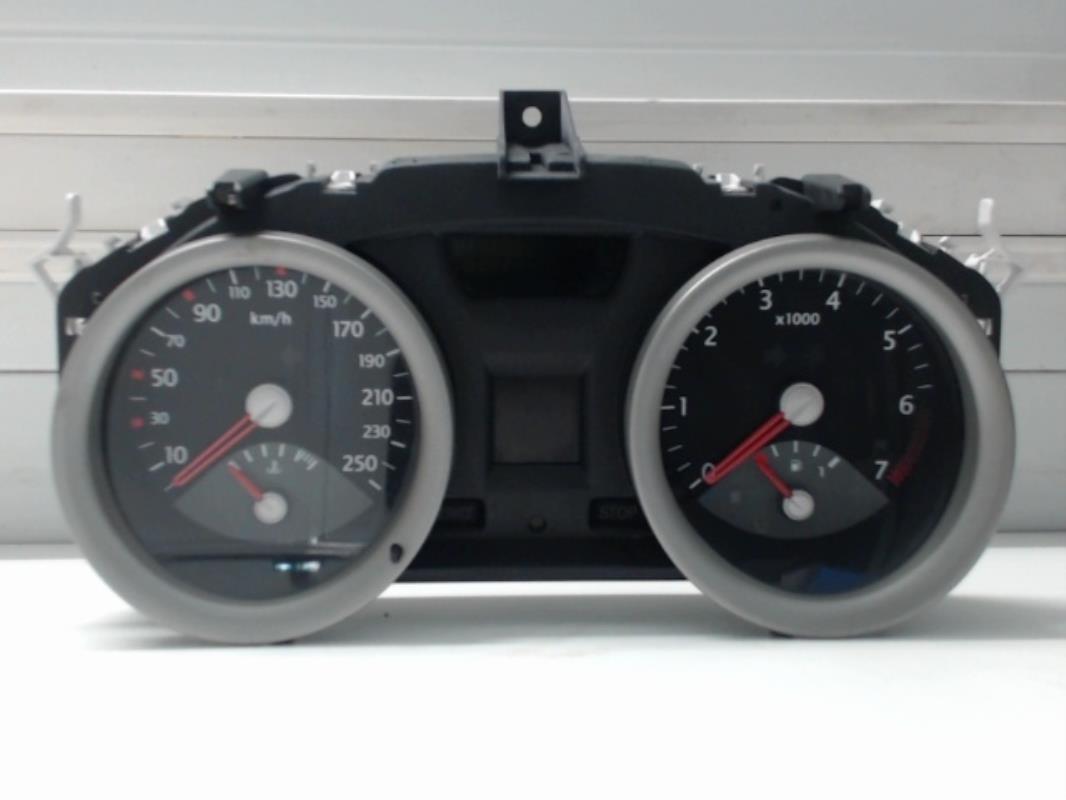 Compteur RENAULT MEGANE 2 PHASE 1 Essence - 1