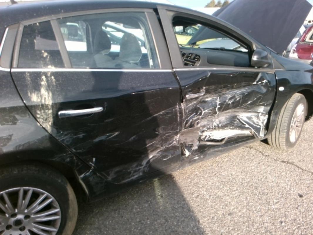 Image Capot - FIAT BRAVO 2