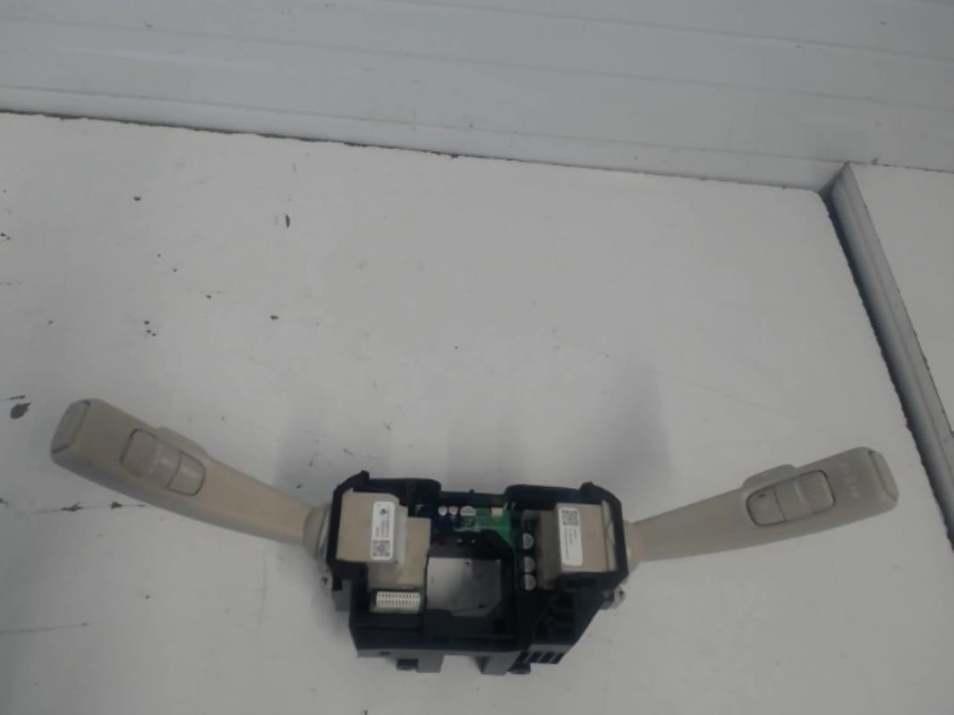 Image Com (Bloc Contacteur Tournant+Commodo Essuie Glace+Commodo Phare) - VOLVO S 80 2