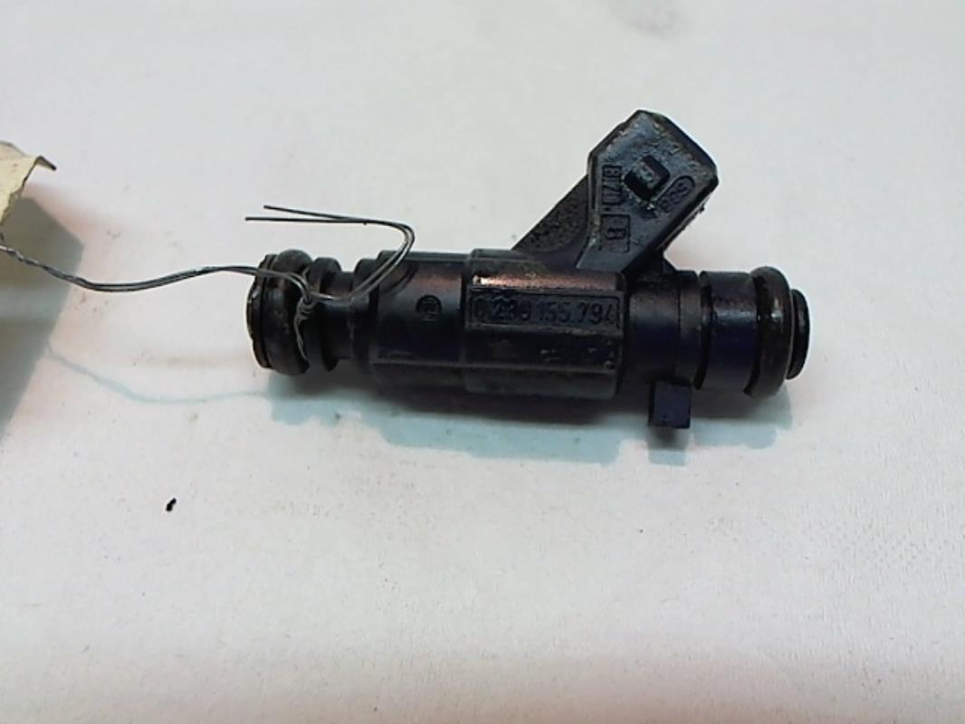 Injecteurs PEUGEOT 206 PHASE 1 Essence - 1