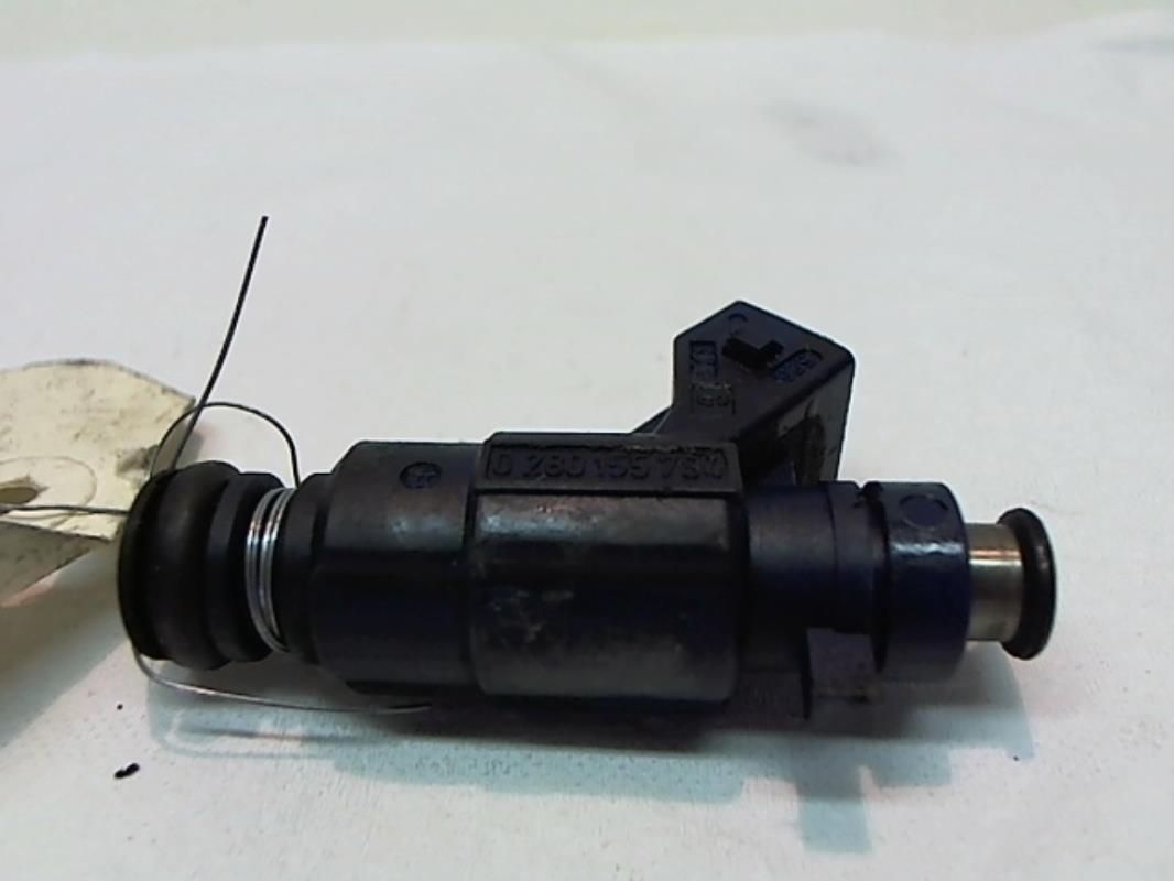 Injecteurs PEUGEOT 206 PHASE 1 Essence - 1