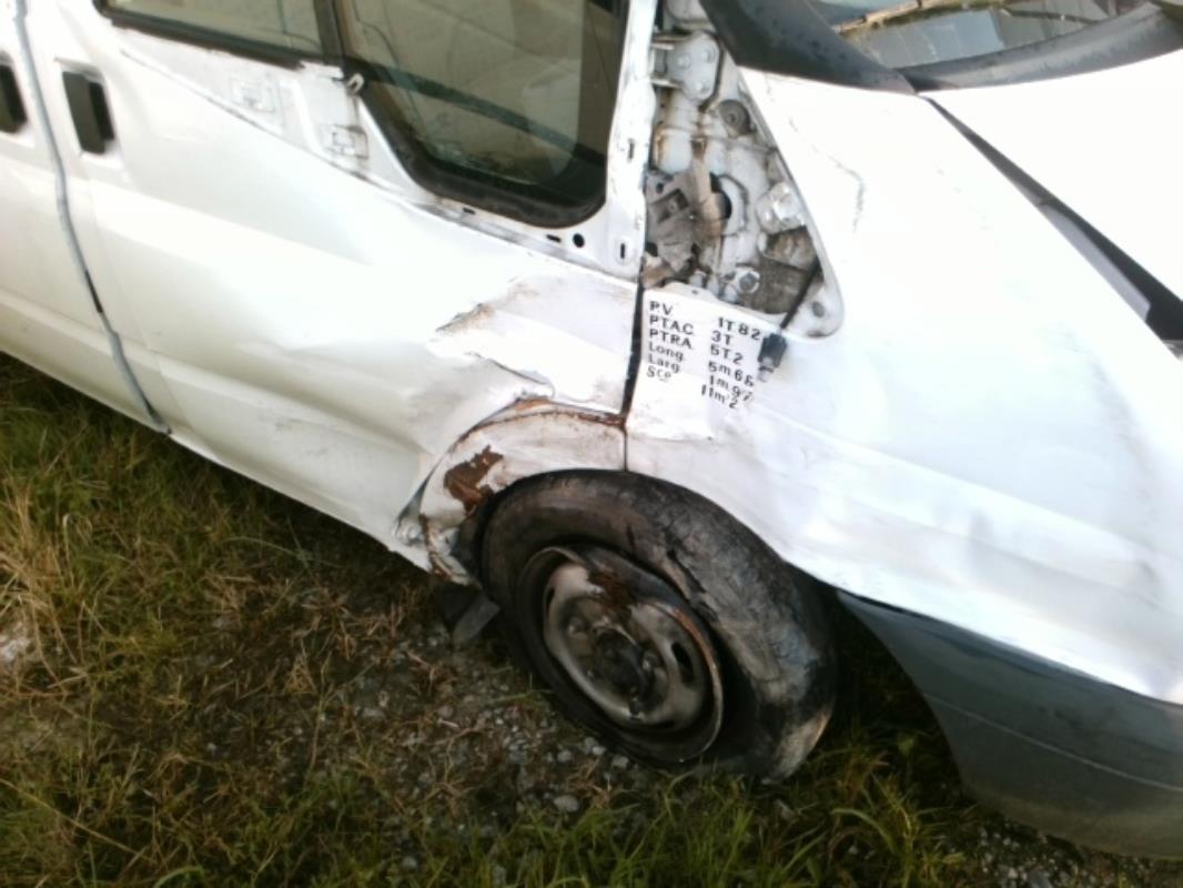 Image Pare choc arriere - FORD TRANSIT 4