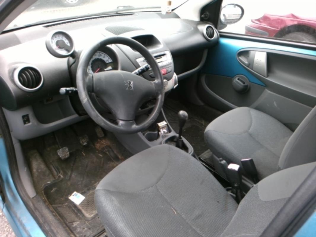 Image Renfort pare choc arriere (traverse) - PEUGEOT 107