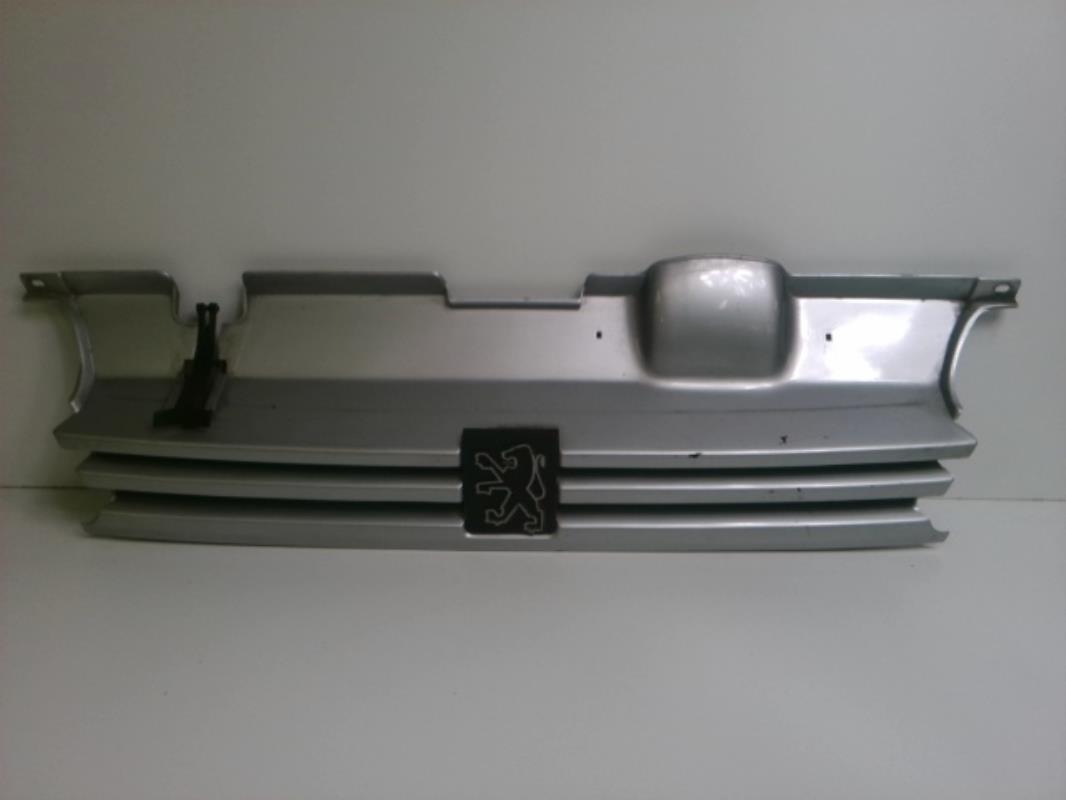 Calandre PEUGEOT 405  - 1