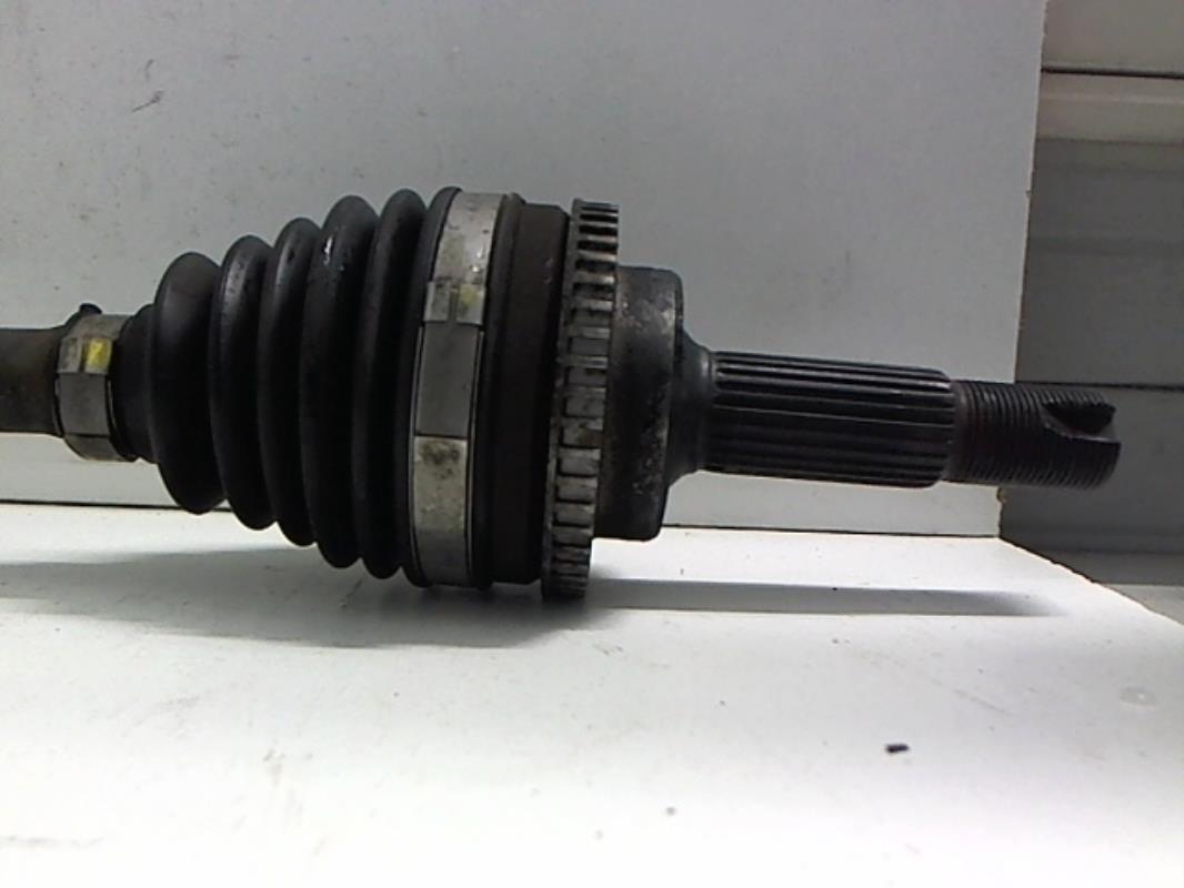 Cardan Droit (transmission) Pour Toyota Yaris Phase 1 1.0i 16V - Référence 434100D020, Occasion En Bon état | Garantie 12 Mois
