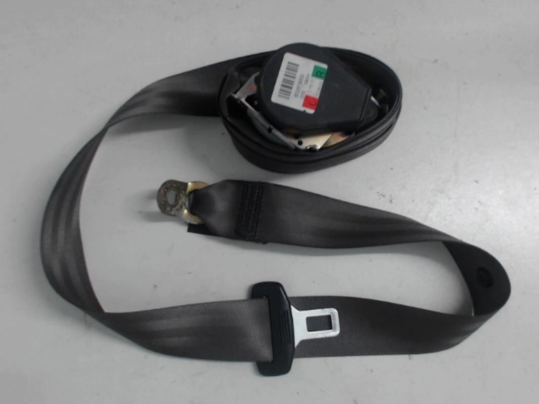 Cintura di sicurezza posteriore sinistra AUDI A4 2 AVANT PHASE 1 BREAK Diésel - 1