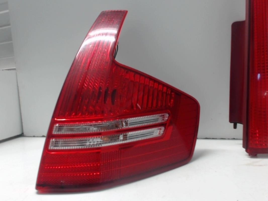 Image Feu arriere principal droit (feux) - CITROEN C4 1