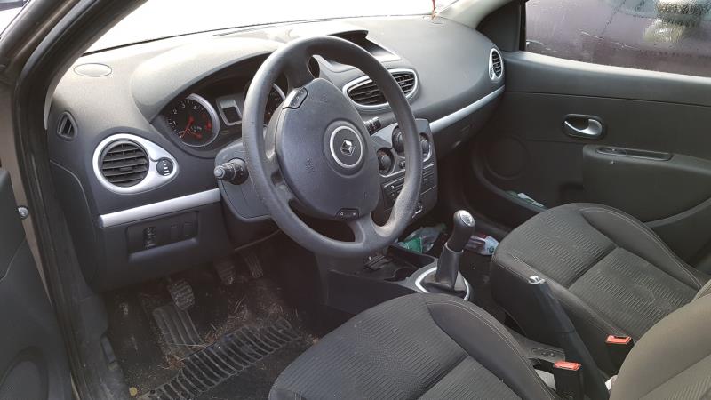 Image Interrupteur de leve vitre avant droit - RENAULT CLIO 3